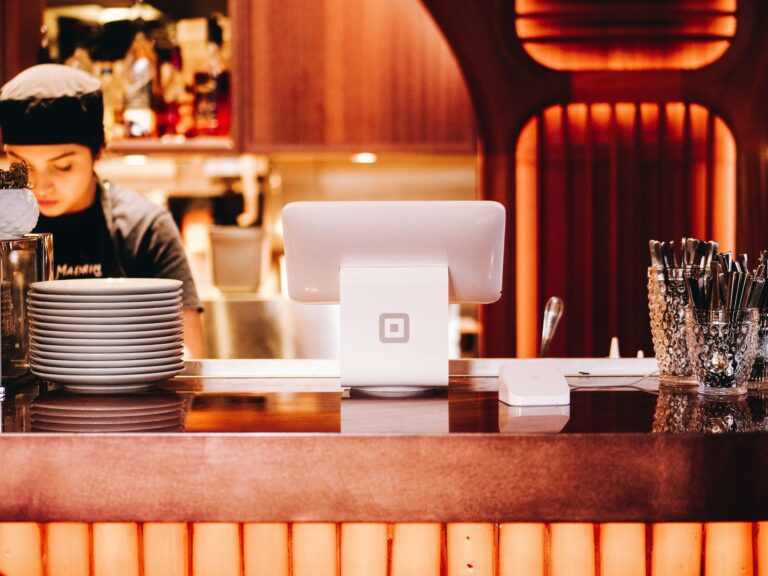 Common Hiring Mistakes in Hotels, Restaurants and Service Operations